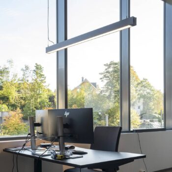 SLC LED stropné svetlo Click pre dĺžku 140 cm, čierna, CCT