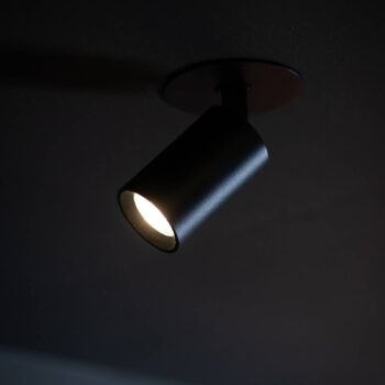 SLC LED vstavané bodové svietidlo Art, 1 svetlo, čierne, 2 700 K, hliník