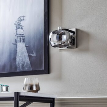 Sklená nástenná lampa s kryštáľmi