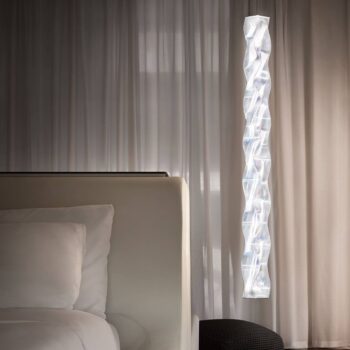 Slamp Hugo Vertical závesné LED svietidlo prizma