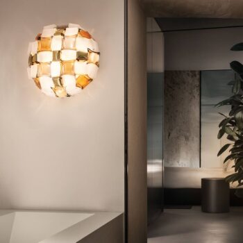 Slamp Mida nástenné svietidlo 32x32cm jantár/biele