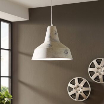 So širokým tienidlom – závesná lampa Berenice