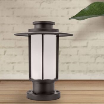 Soklové svietidlo Putri v tmavohnedej