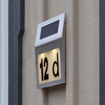 Solárne LED svietidlo s číslom domu Wally