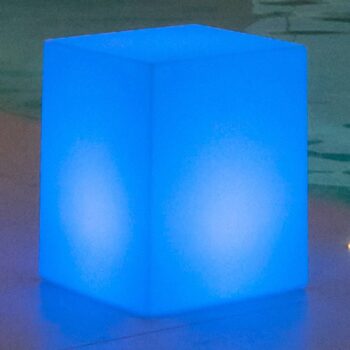 Solárne svetlo Newgarden Cuby cube, výška 53 cm
