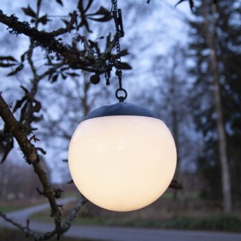 Solárne závesné LED svietidlo Globus