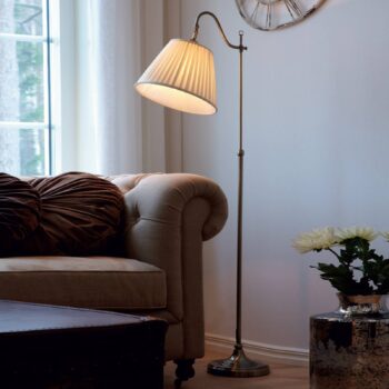 Starožitná stojaca lampa Charleston starý mosadz