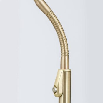 Stojaca LED lampa Cobra s meniteľnou farbou svetla