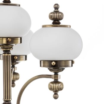 Stojaca lampa Delia, starožitná mosadz