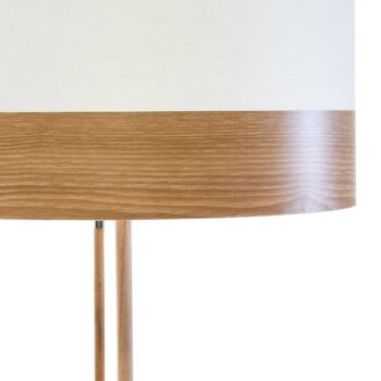 Stojaca lampa Libba so šnúrovým vypínačom