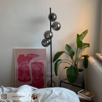 Stojaca lampa Neptun dymové sklenené gule, čierna