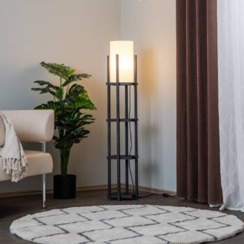 Stojacia lampa 8111 čierna, polička, látkové tienidlo biele