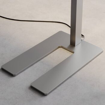 Stojacia lampa Arcchio LED Logan Basic, strieborná, 6 000 lm, stmievateľná
