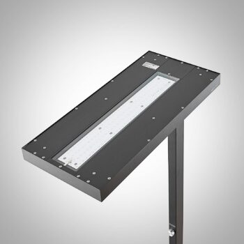 Stojacia lampa Arcchio LED Logan Pro, čierna, senzor, stmievateľná