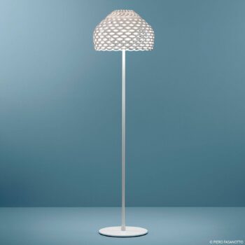Stojacia lampa FLOS Tatou F so stmievačom, biela