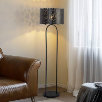 Stojacia lampa Lindby Aralena, čierna/zlatá, výška 143,5 cm