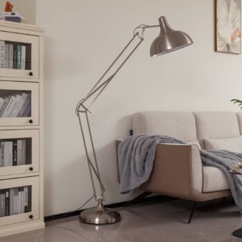 Stojacia lampa Lindby Leia, strieborná, kov, 180 cm, otočná, E27