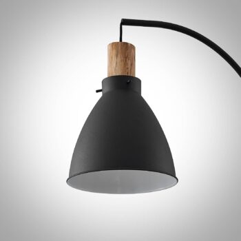 Stojacia lampa Lindby Trebale, čierna, drevo, 154 cm, E27