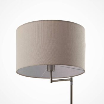 Stojacia lampa Lindby Zinia, niklová farba, polička, pripojenie USB