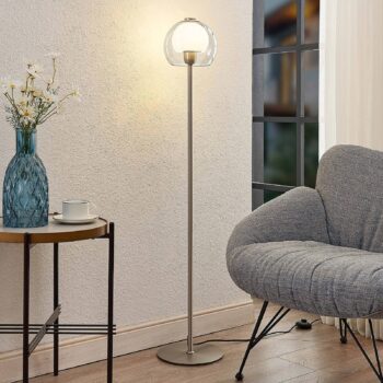 Stojacia lampa Lucande Kaiya so skleneným tienidlom