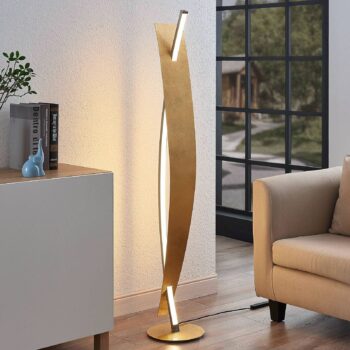 Stojacia lampa Lucande LED Marija, zlatá farba, stmievateľná, 140 cm