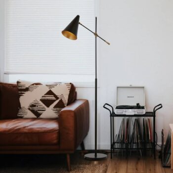 Stojacia lampa Nelu, čierna, výška 185 cm, kov, nastaviteľná