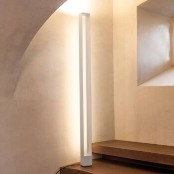 Stojacia lampa Nemo Tru LED 2 700 K, biela lakovaná