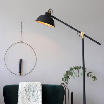 Stojacia lampa Nové, nastaviteľná, čierna