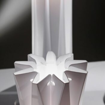 Stojacia lampa Slamp Bach, výška 161 cm, biela