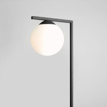 Stojacia lampa Zac s guľatým tienidlom, čierna