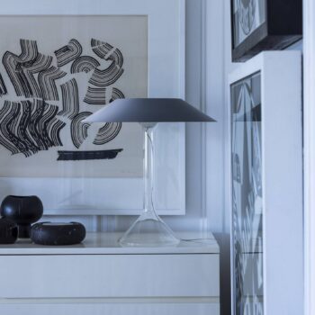 Stolná LED lampa Foscarini Chapeaux M, sivá