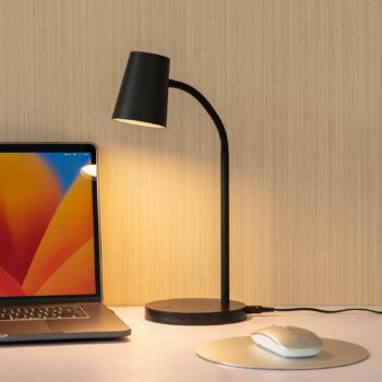Stolná LED lampa Lindby Ailina, výška 36 cm, čierna, stmievateľná