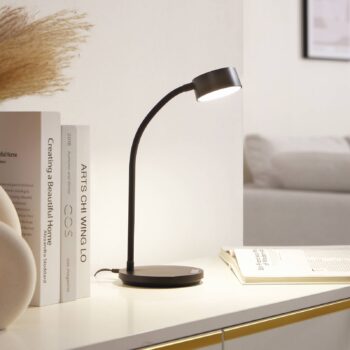 Stolná LED lampa Lindby Maori, čierna, CCT, kov, stmievateľná