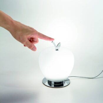 Stolná LED lampa Wendy, biela/chróm, tvar jablka, sklo, stmievateľná