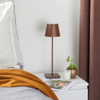 Stolná LED lampa Zafferano Poldina s dobíjacou batériou, matná, hnedá