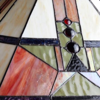 Stolná lampa Leondra v štýle Tiffany