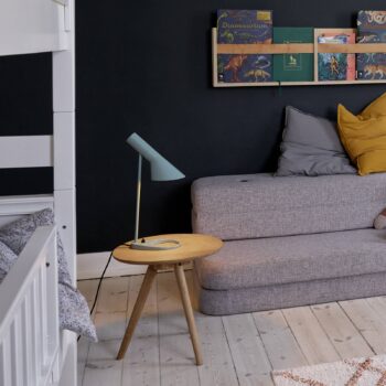 Stolná lampa Louis Poulsen AJ Mini, petrolejová