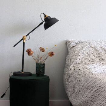 Stolná lampa Nové, nastaviteľná, čierna