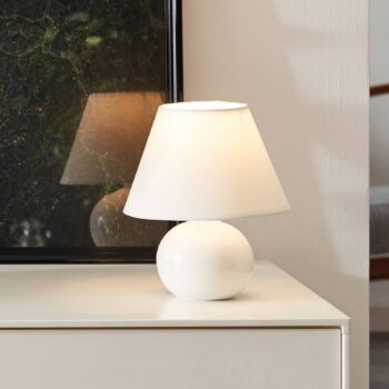 Stolná lampa Primo, biela, Ø 19 cm, textil/keramika