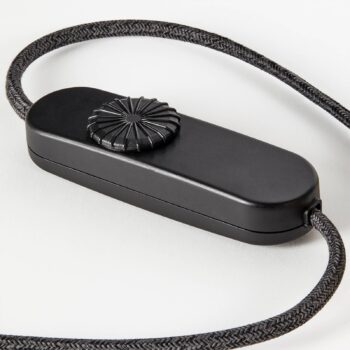Stolná lampa Tala Knuckle, opálové sklo, čierny dub