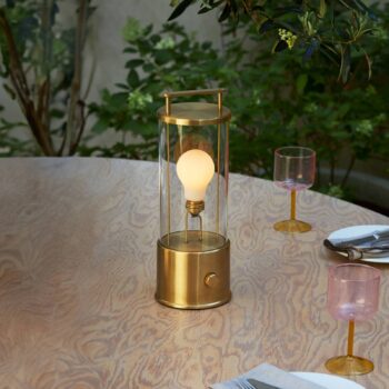 Stolná lampa Tala Muse, dobíjateľná batéria, masívna mosadz, LED lampa