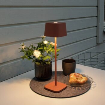 Stolová LED lampa Capri do exteriéru, terakota
