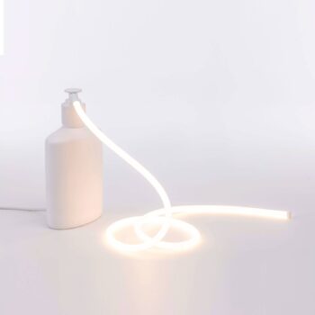 Stolová LED lampa Daily Glow ako dávkovač mydla