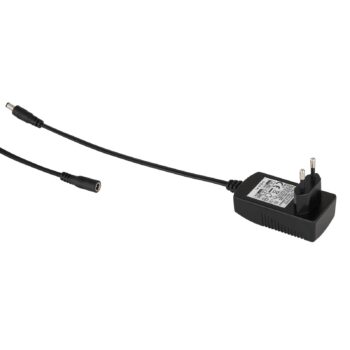 Stolová LED lampa Illa v drevenom dizajne