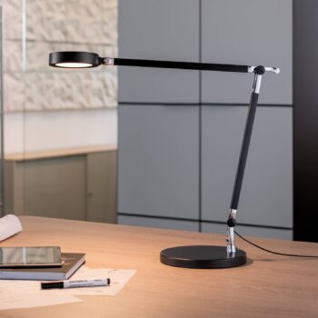 Stolová LED lampa MAULgrace, čierna, 37 cm, stmievateľné, CCT