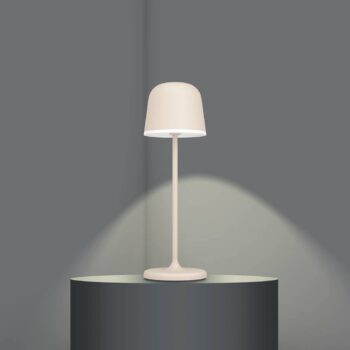 Stolová LED lampa Mannera s batériou, piesková