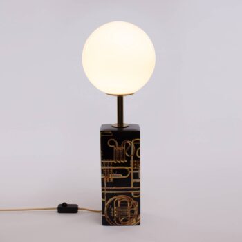 Stolová LED lampa Toiletpaper s motívom trúbky