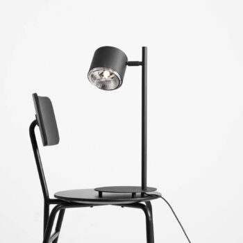 Stolová lampa Bot, čierna, pohyblivá hlava svietidla