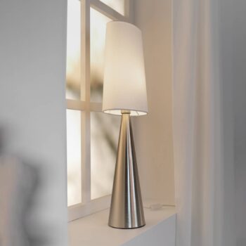 Stolová lampa Conus s bielym tienidlom, nikel