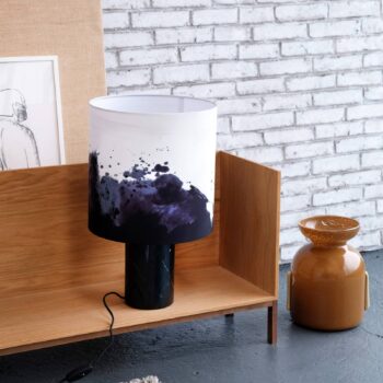 Stolová lampa Dyberg Larsen Molly s mramorovým podstavcom